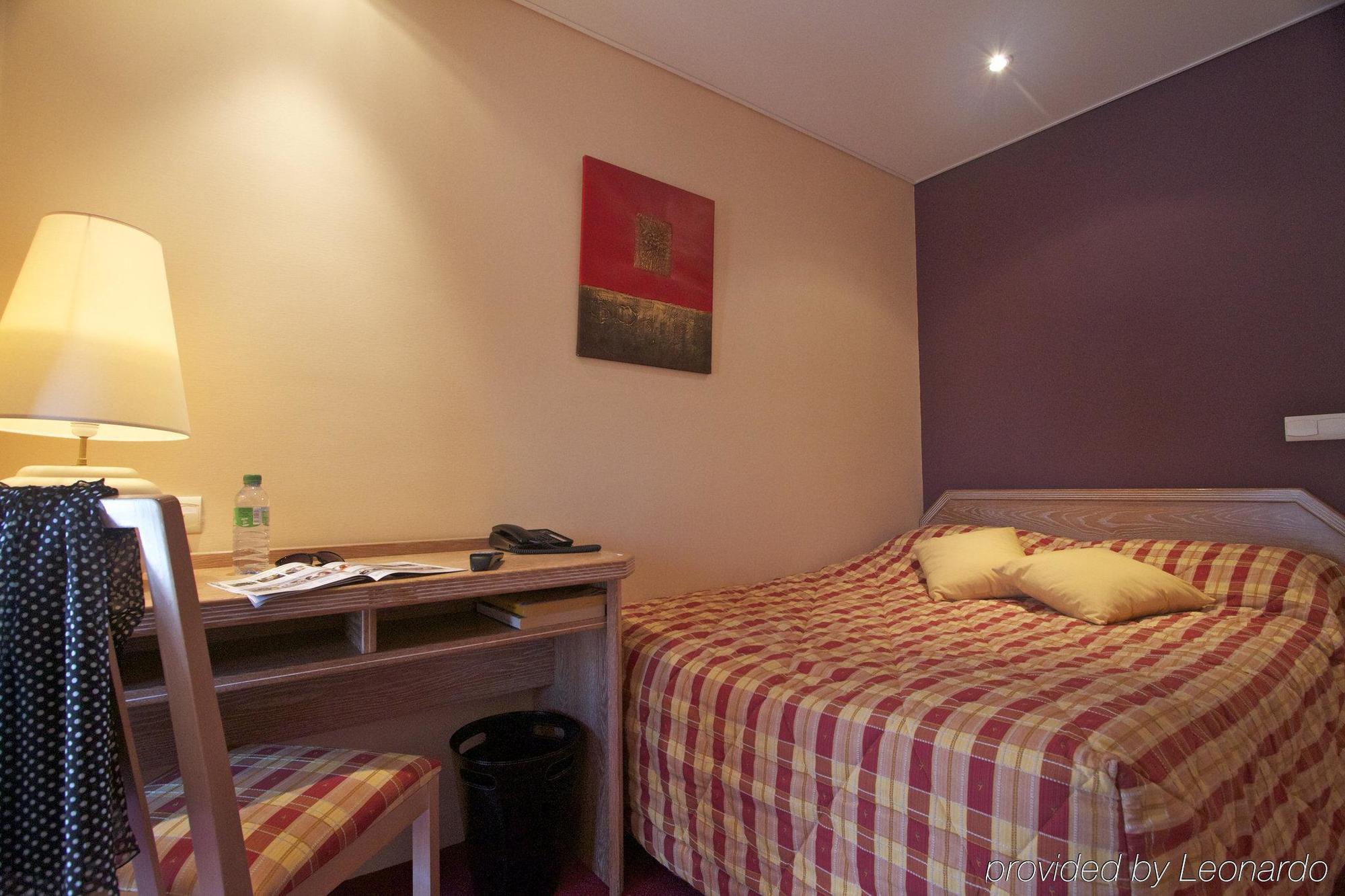 Brit Hotel Les Voyageurs ลูดิแอค ห้อง รูปภาพ
